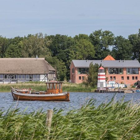 Alte Scheune Am Focker Strom Mursewiek Exterior photo